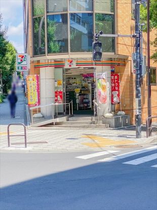 セブンイレブン 千代田一番町店の画像