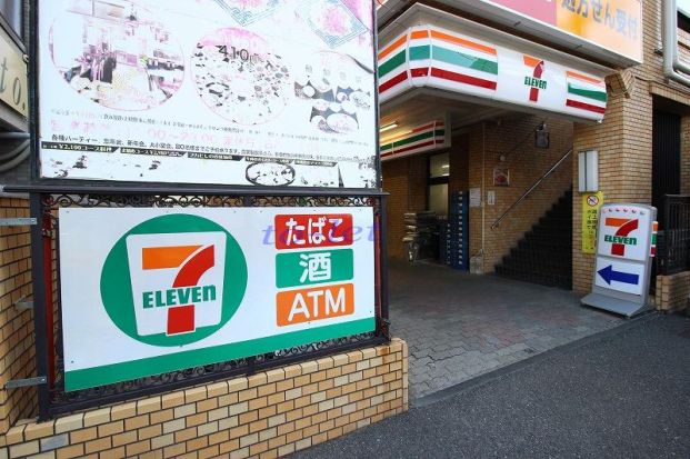 セブンイレブン 川崎向河原駅前店の画像