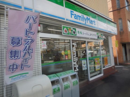 ファミリーマート 江東境川店の画像