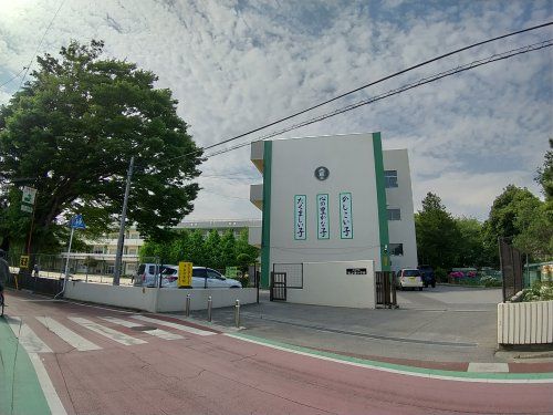 船橋市立飯山満小学校の画像
