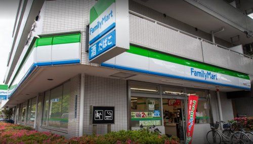 ファミリーマート 下丸子三丁目店の画像