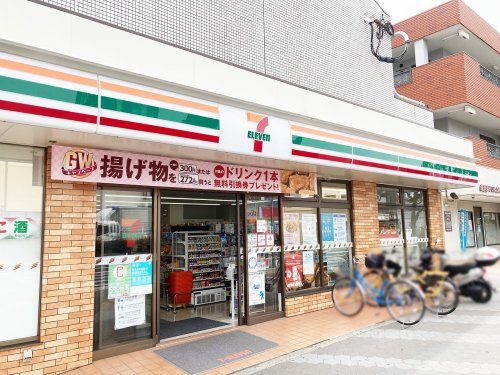 セブンイレブン 大阪東加賀屋1丁目店の画像