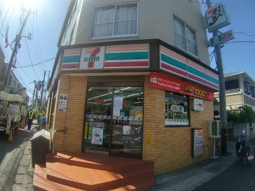 セブンイレブン 京成津田沼駅前店の画像