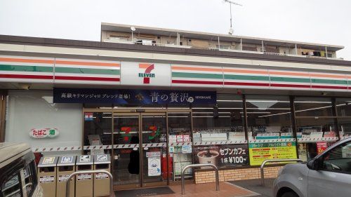 セブンイレブン 岡崎六名東町店の画像