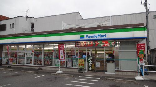 ファミリーマート 岡崎鴨田本町店の画像