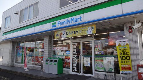 ファミリーマート 北本郷店の画像