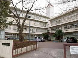 横浜市立大鳥中学校の画像