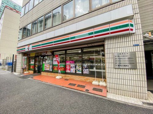 セブンイレブン 新宿東店の画像