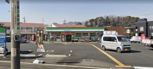 ファミリーマート 柏原ニュータウン店の画像