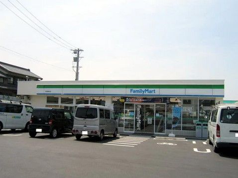 ファミリーマート 幸田菱池店の画像