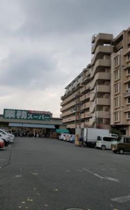 業務スーパー TAKENOKO 高槻店の画像