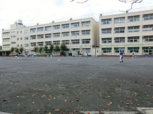 横浜市立師岡小学校の画像