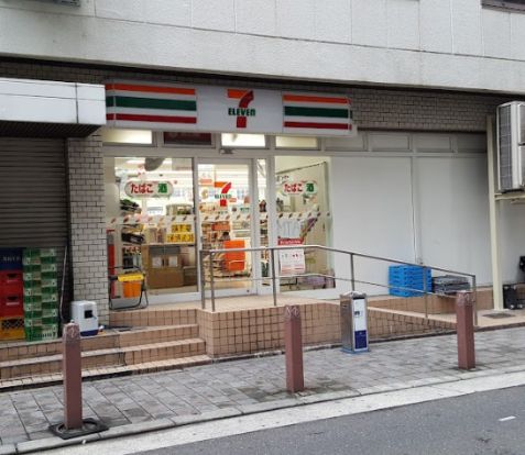 セブンイレブン 大阪長堀心斎橋店の画像