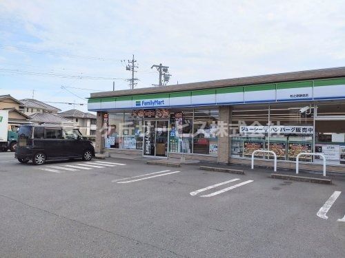 ファミリーマート 牧之原静波店の画像