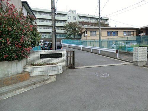横浜市立東鴨居中学校の画像