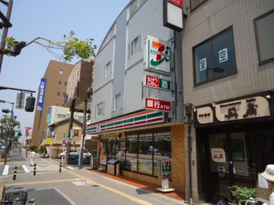 セブンイレブン 堺宿院店の画像