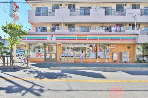 セブンイレブン 富浜店の画像