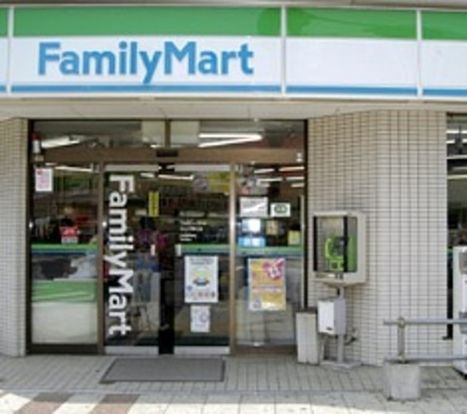 ファミリーマート 赤坂稲荷坂店の画像