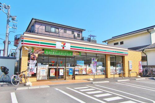 セブンイレブン 市川南行徳駅前店の画像