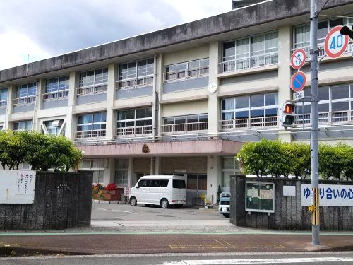 高知市立秦小学校の画像