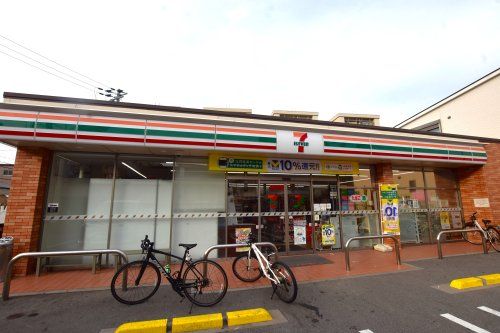 セブンイレブン 大阪喜連東4丁目店の画像