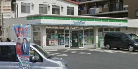 ファミリーマート 戸田本町店の画像