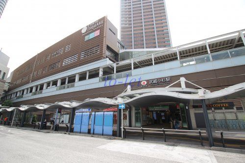 武蔵小杉駅　東横線出口の画像