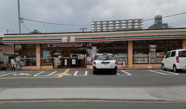 セブンイレブン 大阪今津中1丁目店の画像