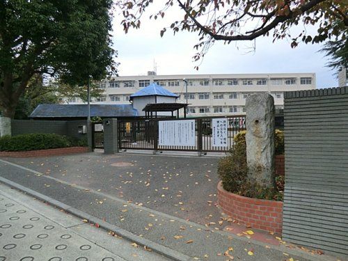 中川小学校の画像