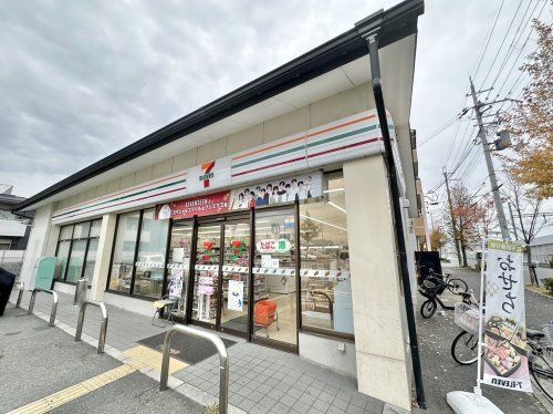 セブンイレブン 京都川島店の画像