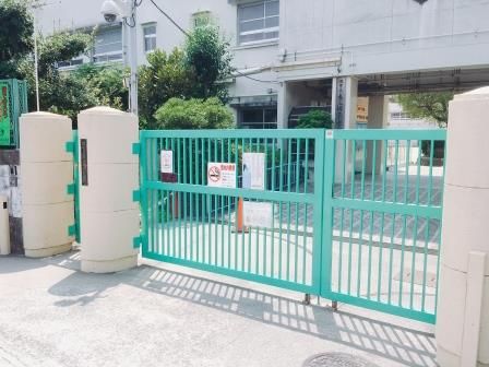 堺市立東三国丘小学校の画像