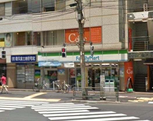 ファミリーマート 天沼三丁目店の画像