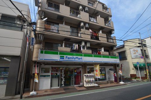 ファミリーマート 熊代栄町店の画像