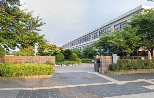 姫路市立白鷺小中学校の画像