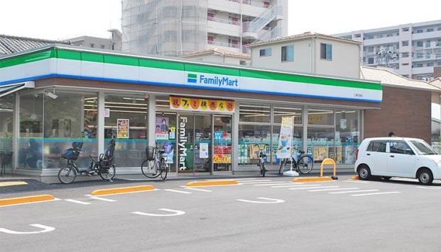 ファミリーマート 江東石島店の画像
