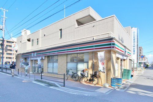 セブンイレブン 市川妙典駅前店の画像