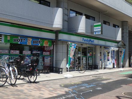 ファミリーマート 堀川中立売店の画像