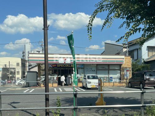 セブンイレブン 江南駅北店の画像