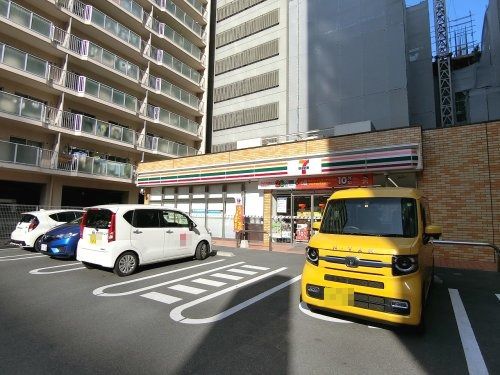 セブンイレブン 吹田江坂町1丁目店の画像