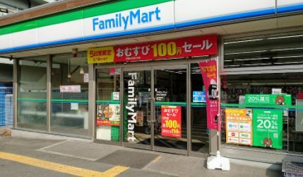 ファミリーマート 桃谷公園前店の画像