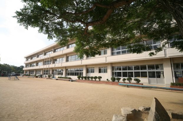 太子町立　斑鳩小学校の画像