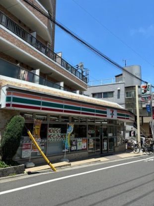 セブンイレブン 世田谷桜上水駅南店の画像