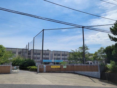 藤沢市立片瀬中学校の画像