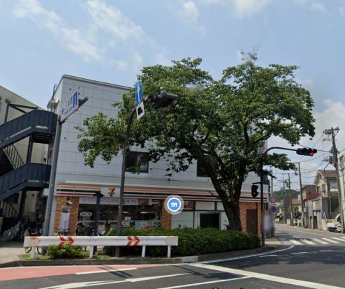 セブンイレブン 横浜本牧三渓園店の画像