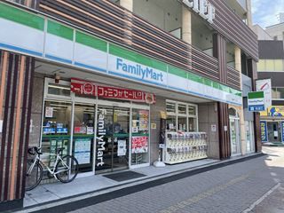 ファミリーマート　難波中三丁目店の画像