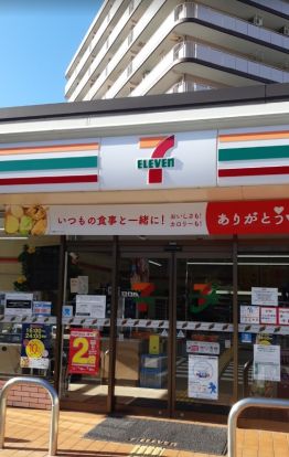 セブンイレブン 守口梶町1丁目店の画像