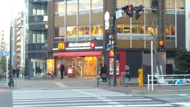 マクドナルド 東新宿駅前店の画像