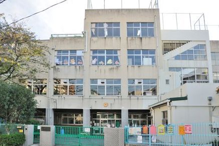 文京区立指ケ谷小学校の画像