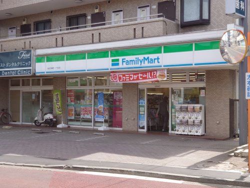 ファミリーマート 小金井東町一丁目店の画像