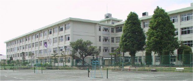 伊勢崎市立第一中学校の画像